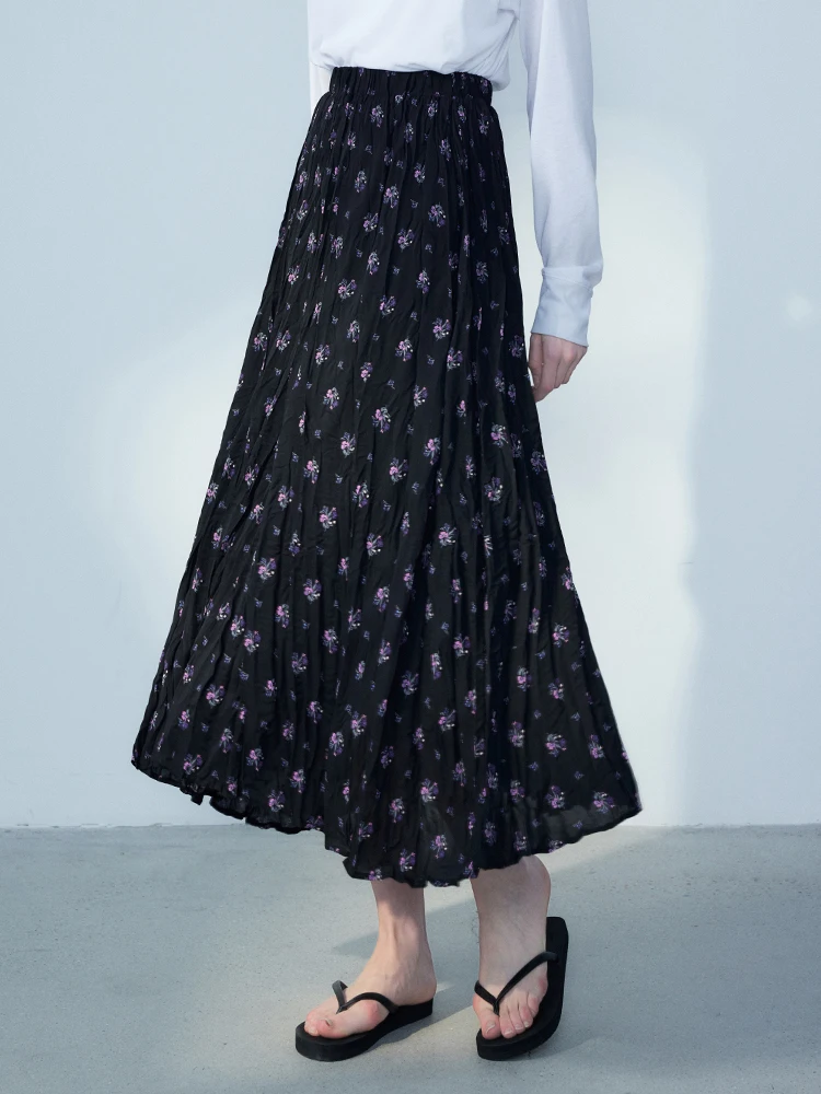 Черная плиссированная юбка миди А-силуэта с цветочным принтом и высокой талией на резинке, женская модная универсальная юбка для весны и лета, новинка
Черная плиссированная юбка миди А-силуэта с цветочным принтом и высокой талией на резинке, женская модная универсальная юбка для весны и лета, новинка