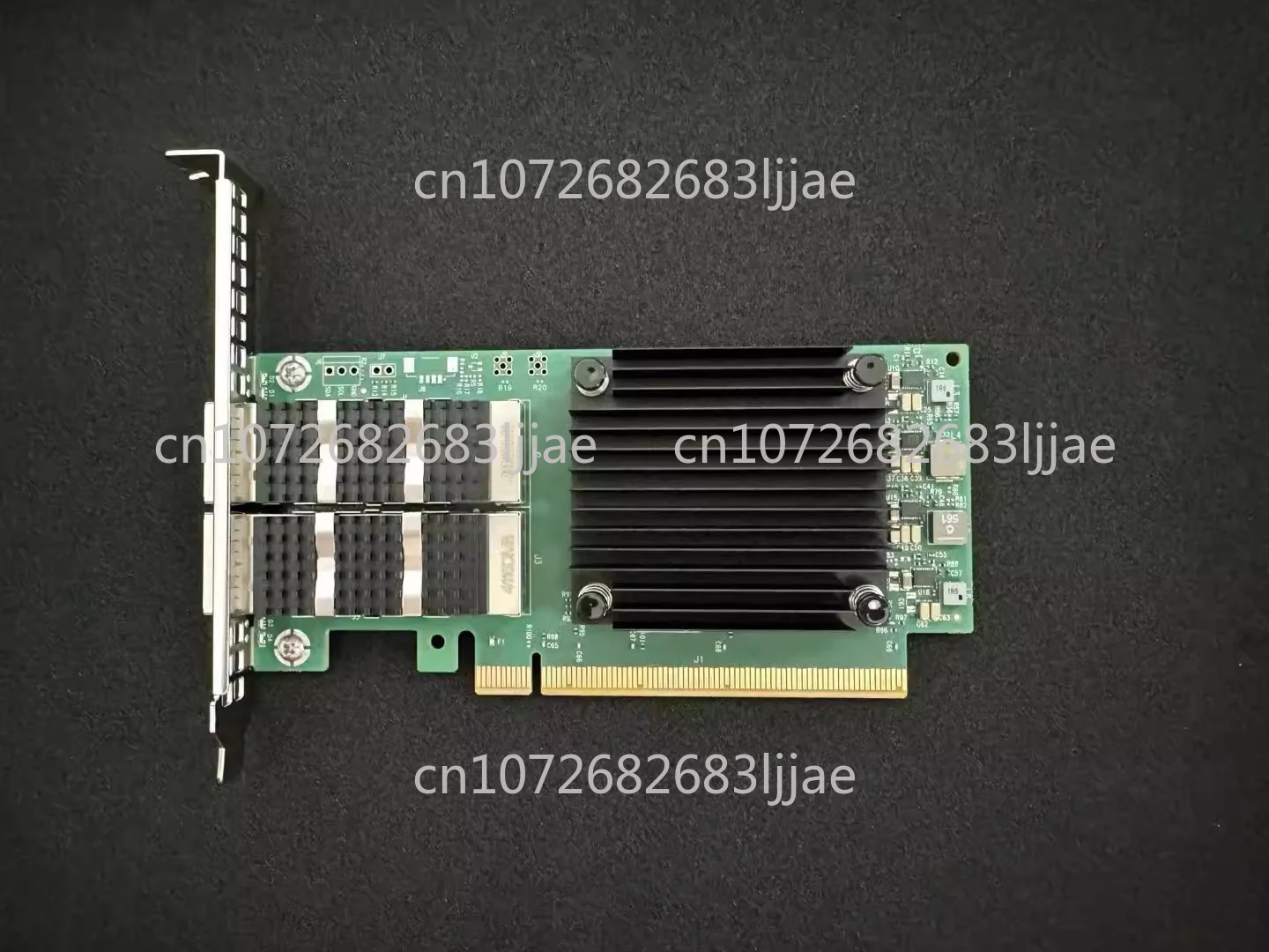100GbE Network Adapter for -6 DX Dual Port QSFP56 540-BCXM Low Profile PCIe Card
100GbE Network Adapter for -6 DX Dual Port QSFP56 540-BCXM Low Profile PCIe Card