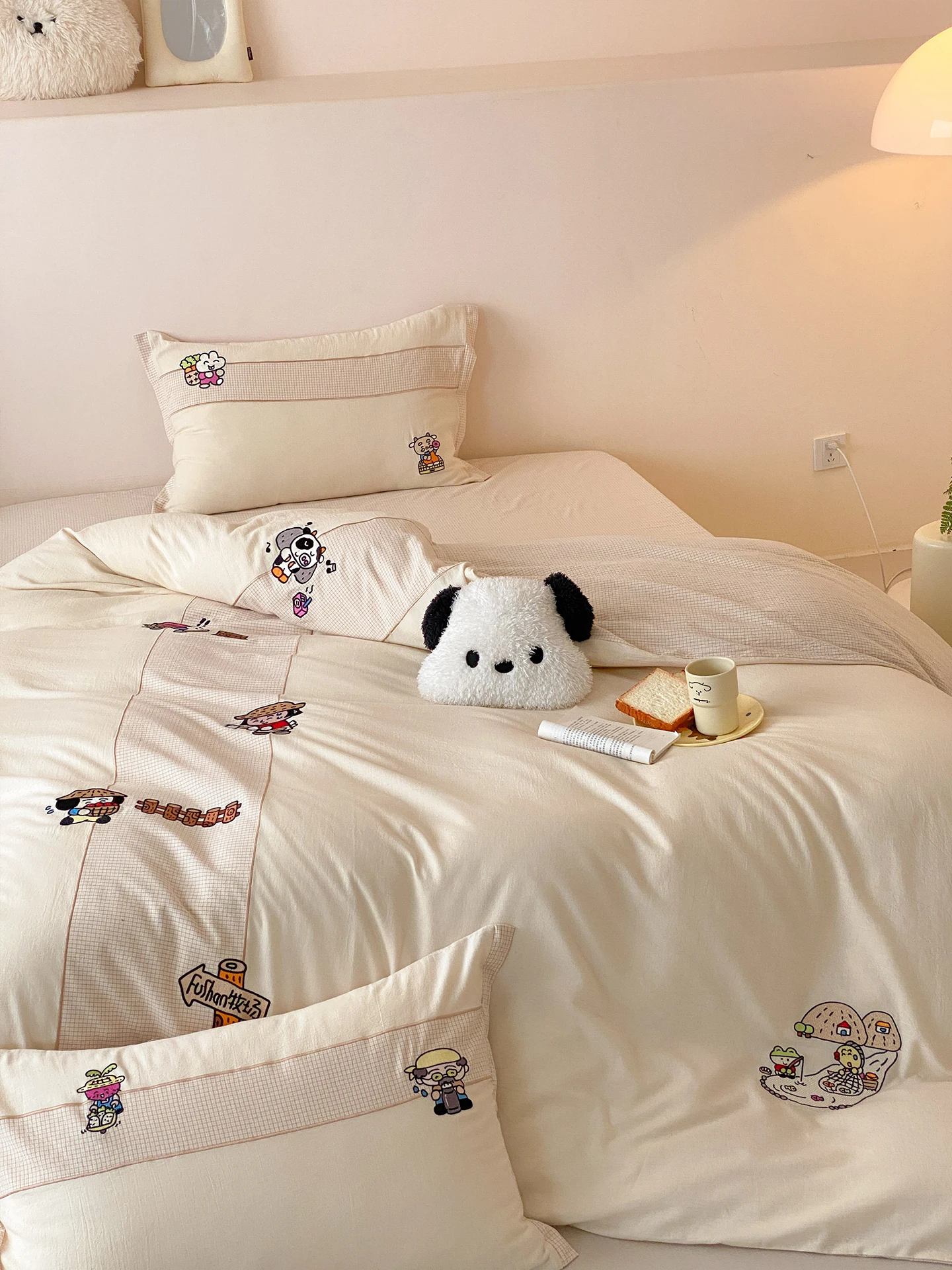 Adorable Plaid Embroidered Cotton Bedding Set 100% Cotton Washed Quilt Cover And Pillowcases Bedroom Decor for All Ages
Adorable Plaid Embroidered Cotton Bedding Set 100% Cotton Washed Quilt Cover And Pillowcases Bedroom Decor for All Ages