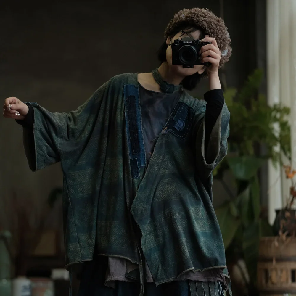 Old Feelings Cotton Loose Lace-Up Splicing Short Jacket Women Big Sleeve Lrregular Wrap Front Chinese Hanfu Print Hippie Outwear
Old Feelings Cotton Loose Lace-Up Splicing Short Jacket Women Big Sleeve Lrregular Wrap Front Chinese Hanfu Print Hippie Outwear