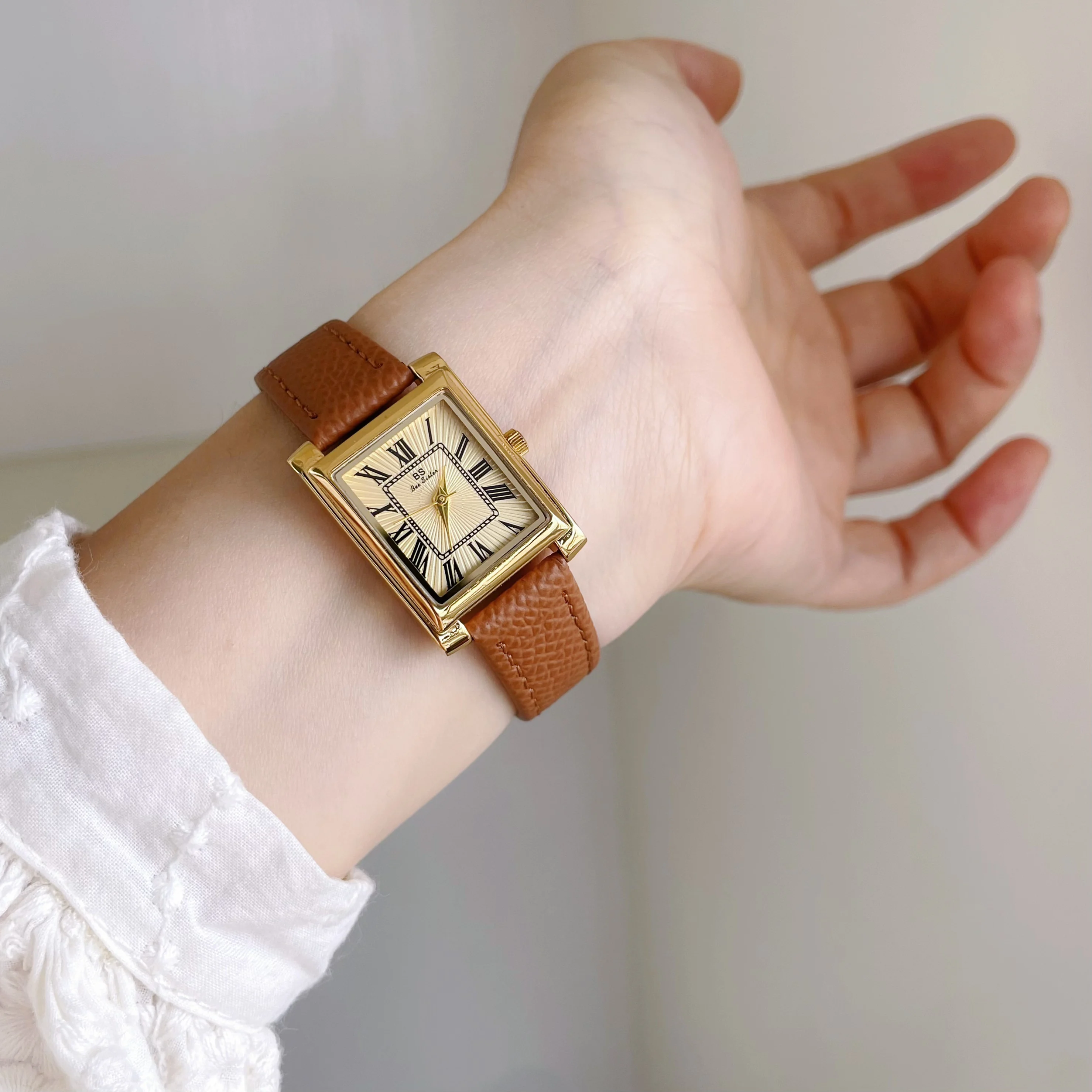 Sunset Orange Square Leather Watch for Women, Simple Quartz Watch, Student Wristwatch, Birthday Gift, Authentic
Sunset Orange Square Leather Watch for Women, Simple Quartz Watch, Student Wristwatch, Birthday Gift, Authentic