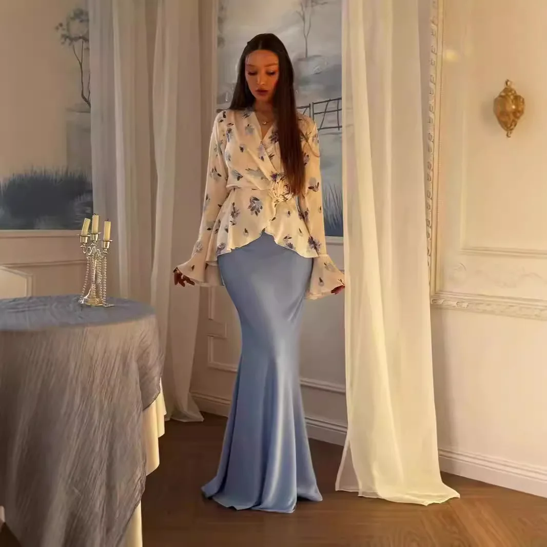 Fashion Muslim Sets Long Sleeves Natural Waistline Satin Top + Blue Skirt Suit Femme VacationOutfit Fashion Turkey Kaftan Suit
Fashion Muslim Sets Long Sleeves Natural Waistline Satin Top + Blue Skirt Suit Femme VacationOutfit Fashion Turkey Kaftan Suit