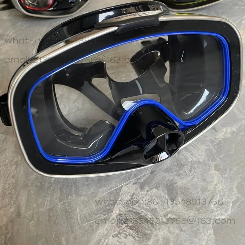 Очки для дайвинга, водонепроницаемые и противотуманные, закаленное стекло высокой четкости, тяжелая маска для дайвинга из нержавеющей стали 304.
Очки для дайвинга, водонепроницаемые и противотуманные, закаленное стекло высокой четкости, тяжелая маска для дайвинга из нержавеющей стали 304.