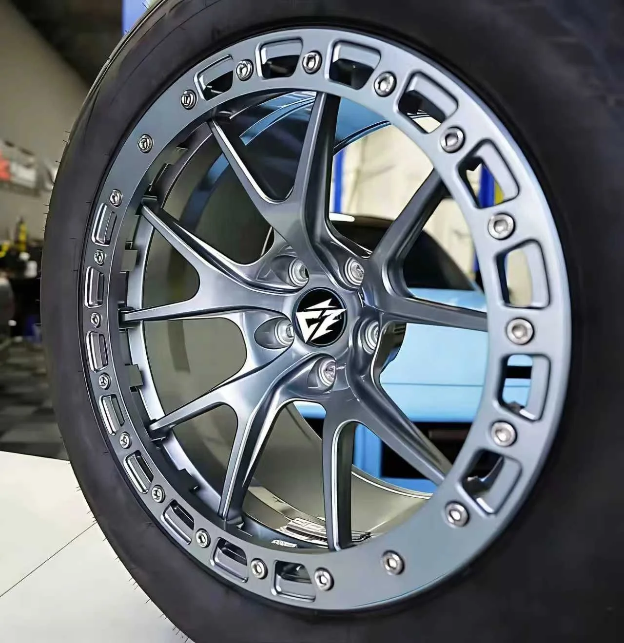 Кованые диски на заказ для Chevrolet Corvette Supra BMW F30 E46, 17-24 дюйма, 5x114.3 5x120, алюминиевые гоночные диски с бедлоком
Кованые диски на заказ для Chevrolet Corvette Supra BMW F30 E46, 17-24 дюйма, 5x114.3 5x120, алюминиевые гоночные диски с бедлоком