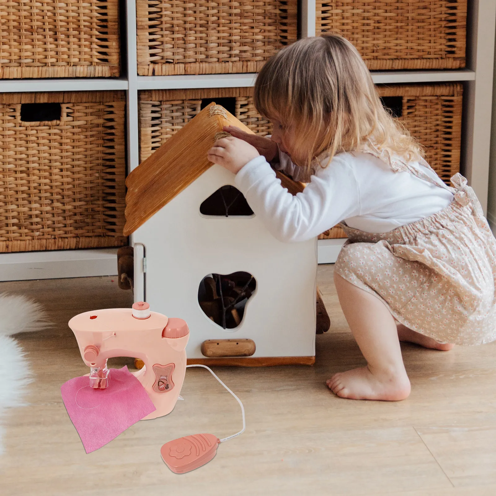 Pretend Play Sewing Machine Toy Simulated Home Appliance Toys for Early Education Kids Beginner Child's Girl
Pretend Play Sewing Machine Toy Simulated Home Appliance Toys for Early Education Kids Beginner Child's Girl
