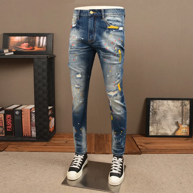 Уличный дизайнер Модные мужские джинсы Ретро Синие эластичные облегающие окрашенные рваные джинсы Мужские Y2K Хип-хоп Винтажные джинсовые брюки Hombre
Уличный дизайнер Модные мужские джинсы Ретро Синие эластичные облегающие окрашенные рваные джинсы Мужские Y2K Хип-хоп Винтажные джинсовые брюки Hombre