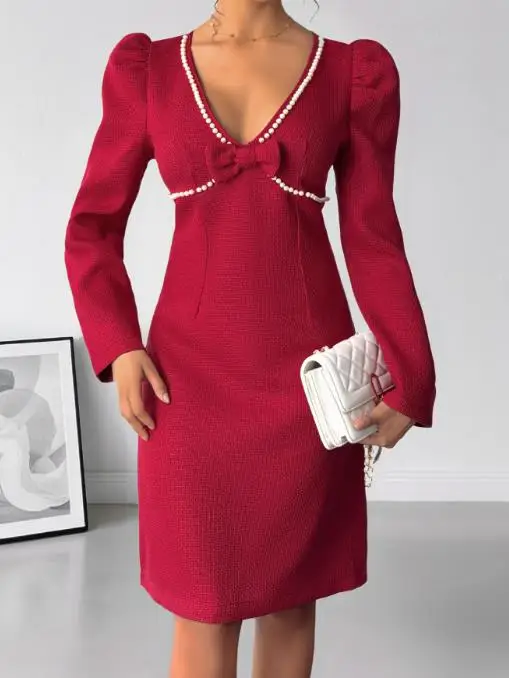 Women's Dress Summer New Fashion Elegant Sweet Style Solid Color Simple V-Neck Bow Decal Pearl Decoration Bubble Sleeve Dress
Women's Dress Summer New Fashion Elegant Sweet Style Solid Color Simple V-Neck Bow Decal Pearl Decoration Bubble Sleeve Dress