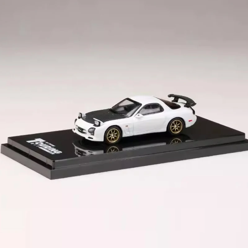 Diecast Original 1:64 Scale RX7 FD3S Simulation Alloy Car Model Static Display Collectible Toy Gift Souvenir Decoration
Diecast Original 1:64 Scale RX7 FD3S Simulation Alloy Car Model Static Display Collectible Toy Gift Souvenir Decoration