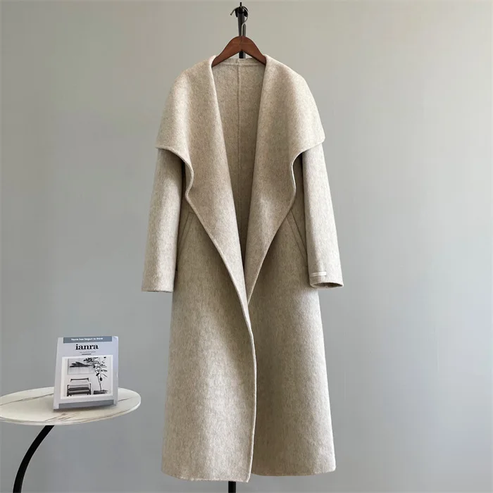 Новое осенне-зимнее простое шерстяное пальто свободного кроя, повседневное, длинное, с отложным воротником, двустороннее, в стиле накидки, из смесовой шерсти, для женщин
Новое осенне-зимнее простое шерстяное пальто свободного кроя, повседневное, длинное, с отложным воротником, двустороннее, в стиле накидки, из смесовой шерсти, для женщин