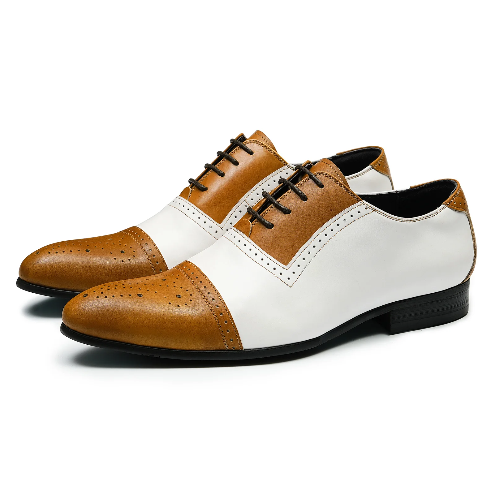 Wedding Leather Shoes Groom Business Formal Suit Dress Footwear Genuine Leather Pointed Toe Handmade Brogue White Shoes for Men
Wedding Leather Shoes Groom Business Formal Suit Dress Footwear Genuine Leather Pointed Toe Handmade Brogue White Shoes for Men