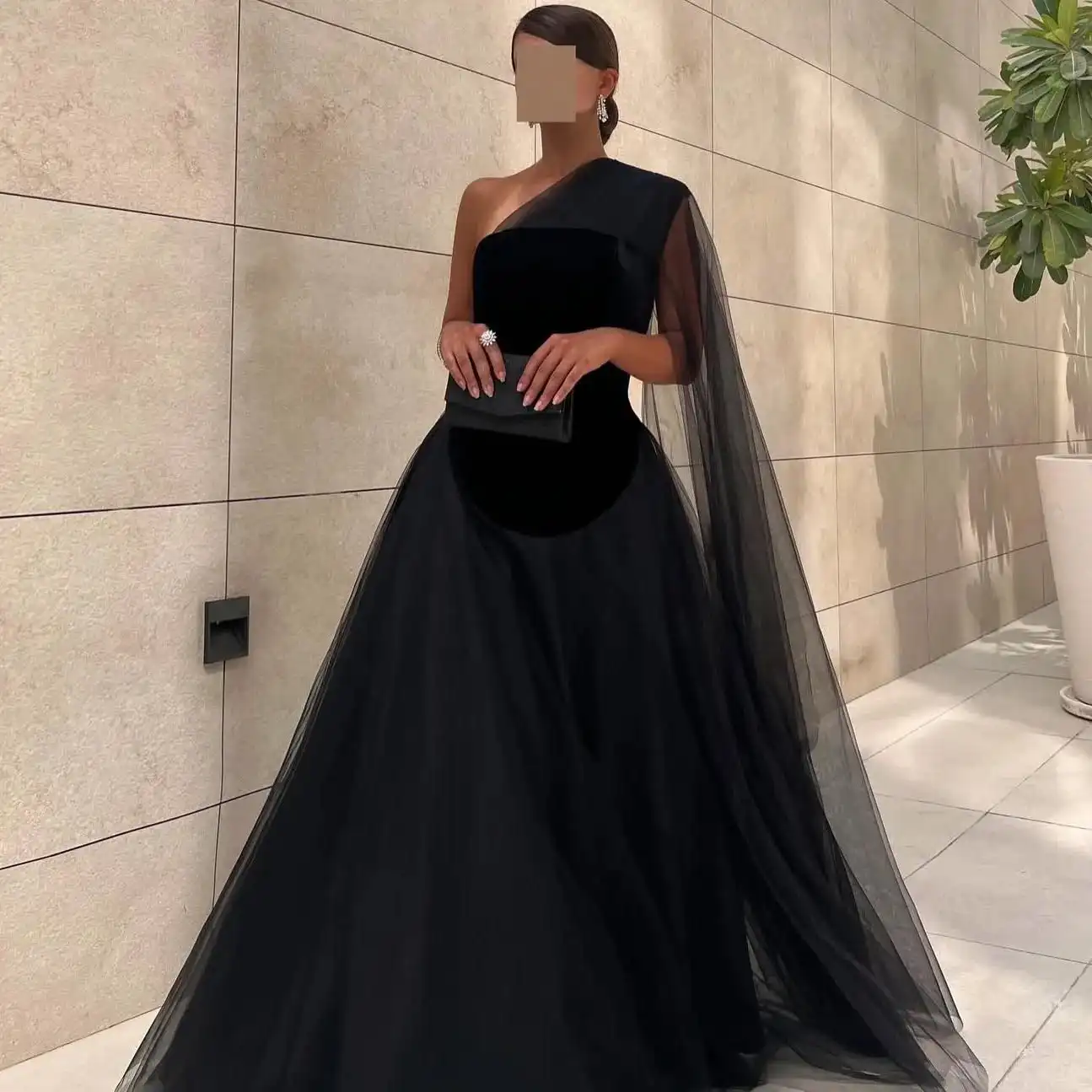 Customized Classic One Shoulder Watteau Train Evening Dresses Elegant Organza Pleats Black Vestido De Festa Vestido De Noche
Customized Classic One Shoulder Watteau Train Evening Dresses Elegant Organza Pleats Black Vestido De Festa Vestido De Noche