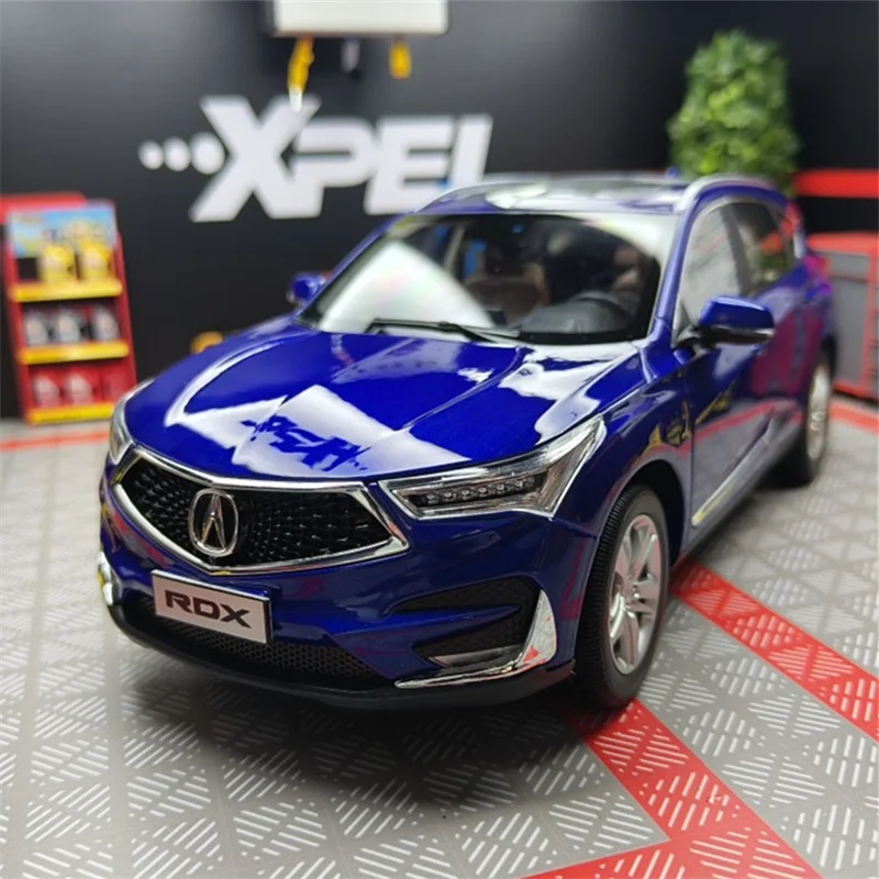1:18 ACURA RDX SUV, модель автомобиля из сплава, литая под давлением металлическая игрушечная машина, модель автомобиля, высокая коллекция моделирования, детская игрушка, подарок, украшение
1:18 ACURA RDX SUV, модель автомобиля из сплава, литая под давлением металлическая игрушечная машина, модель автомобиля, высокая коллекция моделирования, детская игрушка, подарок, украшение