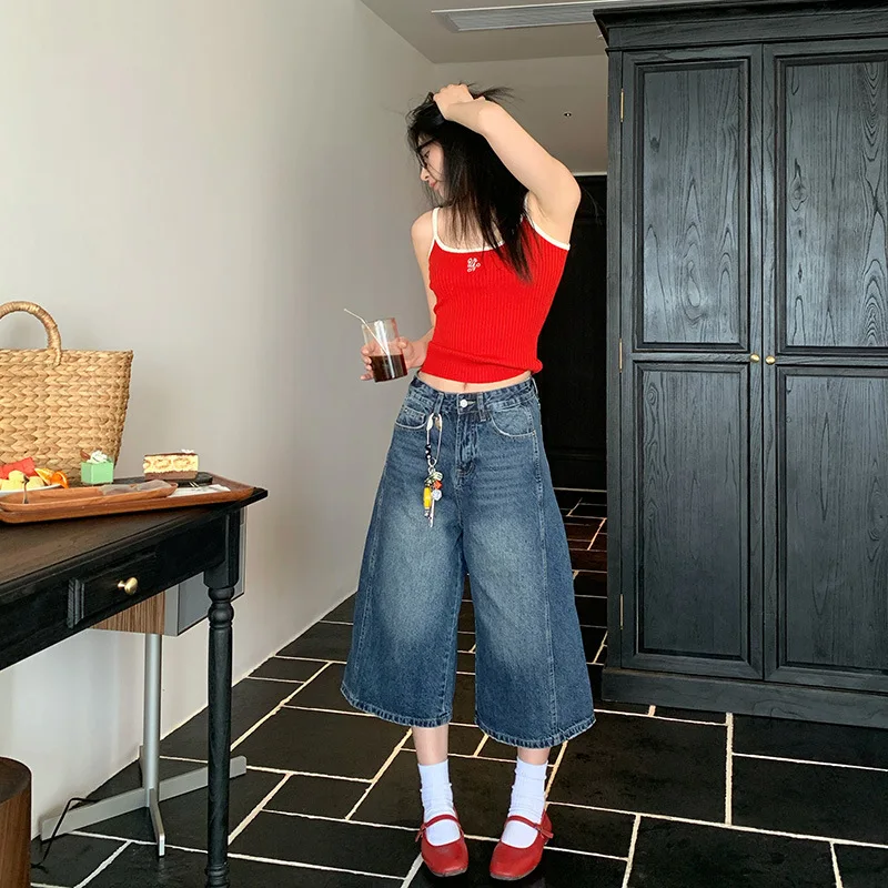 UNITIM Women Summer Calf-length Pant Vintage High Waist Casual Female Shorts Loose Straight Washed Denim Shorts for Lady
UNITIM Women Summer Calf-length Pant Vintage High Waist Casual Female Shorts Loose Straight Washed Denim Shorts for Lady