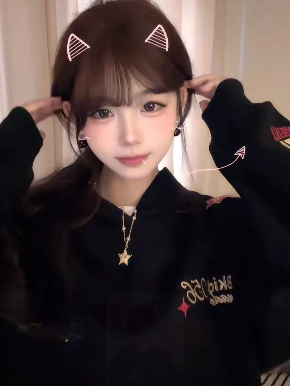 Женская толстовка с вышитой буквенной нашивкой, свободного кроя, на флисовой подкладке, осенне-зимняя, в уличном стиле, для пар, повседневная, в американском стиле
Женская толстовка с вышитой буквенной нашивкой, свободного кроя, на флисовой подкладке, осенне-зимняя, в уличном стиле, для пар, повседневная, в американском стиле