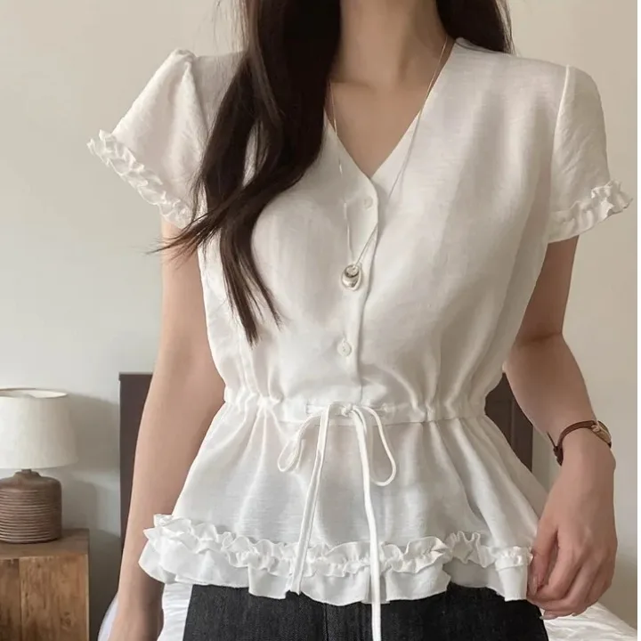 Summer Gentle V-neck Single Button Drawstring Waist Short Sleeve Shirt Women's Top Casual Style Gathered Hem Polyester Fabric
Summer Gentle V-neck Single Button Drawstring Waist Short Sleeve Shirt Women's Top Casual Style Gathered Hem Polyester Fabric