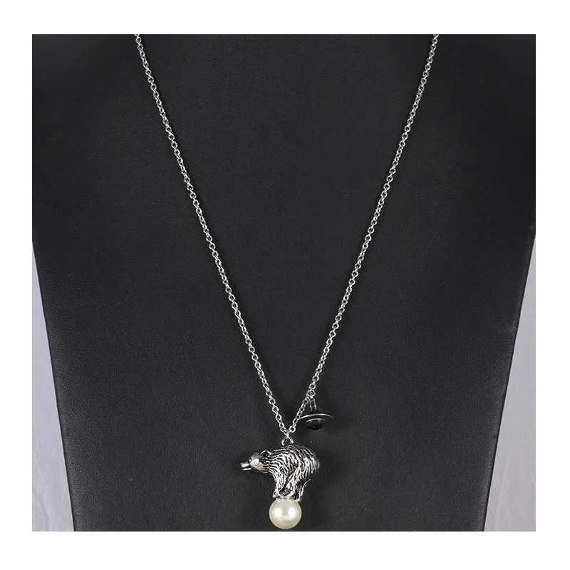 Jewelry Personalized Old Polar Bear Pearl Pendant Three-dimensional Planet Neutral Necklace
Jewelry Personalized Old Polar Bear Pearl Pendant Three-dimensional Planet Neutral Necklace