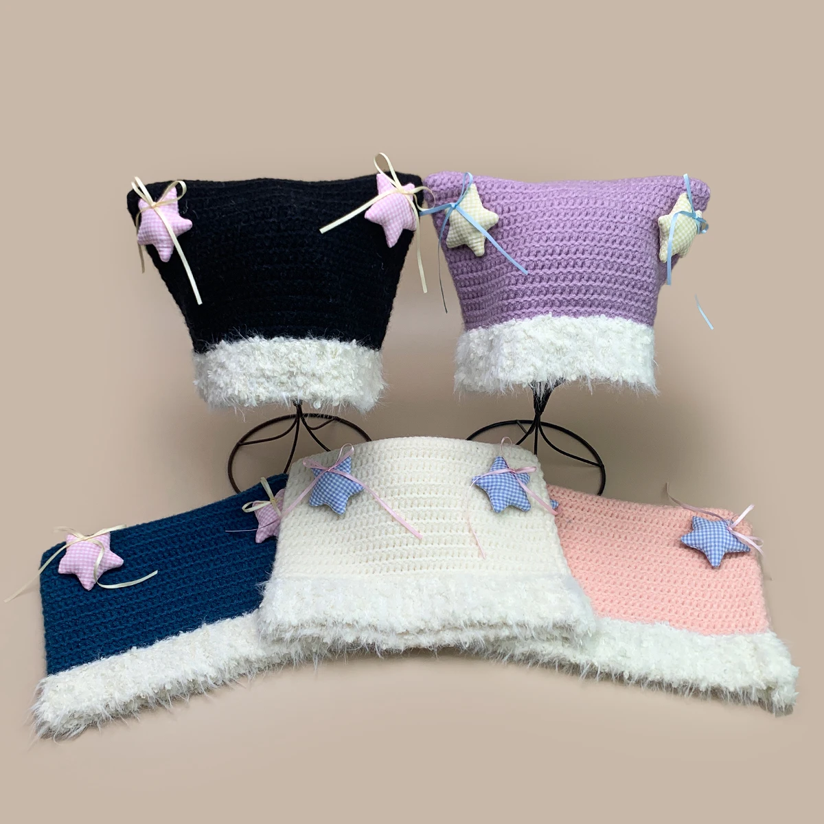 Sweet Color Block Five Pointed Star Bow Knitted Hats New Women Warm Korean Fashion Cute Casual Versatile Outdoor Niche Beanies
Sweet Color Block Five Pointed Star Bow Knitted Hats New Women Warm Korean Fashion Cute Casual Versatile Outdoor Niche Beanies