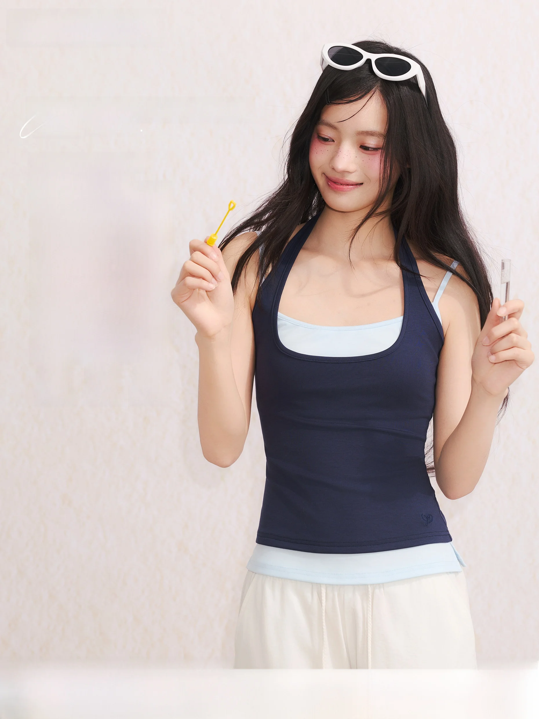 Umoumo Summer Simple Sweet Color Block Slim Fit Halter Top with Chest Pad Fake Two-Piece Neck Hanging Shirt Women's Vest
Umoumo Summer Simple Sweet Color Block Slim Fit Halter Top with Chest Pad Fake Two-Piece Neck Hanging Shirt Women's Vest