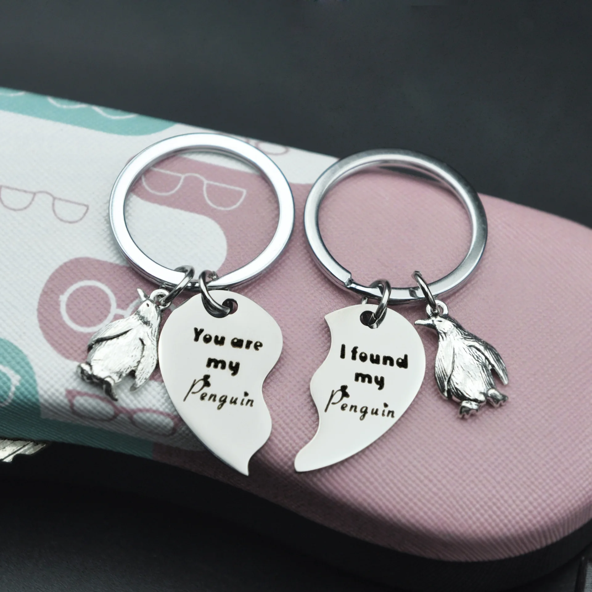 Penguin Puzzle Lover Heart Stainless Steel Keyring Key Chain Women Man Jewelry Accessory Pendant Gifts Fashion
Penguin Puzzle Lover Heart Stainless Steel Keyring Key Chain Women Man Jewelry Accessory Pendant Gifts Fashion