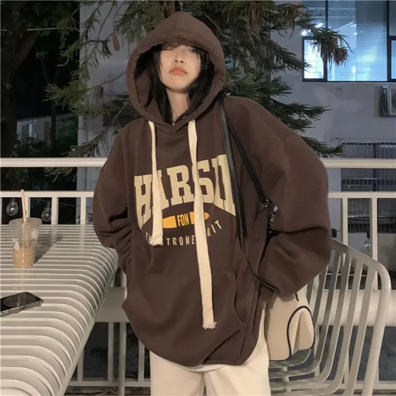 Winter new lazy hooded sweatshirt for women, loose fit with thick velvet and fashionable mid length jacket top
Winter new lazy hooded sweatshirt for women, loose fit with thick velvet and fashionable mid length jacket top