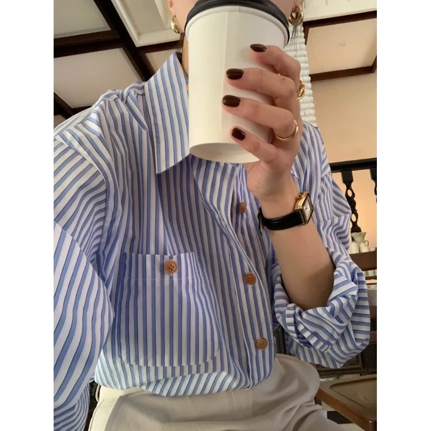 Spring New Long Sleeve Striped Casual Commute Shirt Versatile Women's Premium Fashion Shirt Shoulder Width Free Size
Spring New Long Sleeve Striped Casual Commute Shirt Versatile Women's Premium Fashion Shirt Shoulder Width Free Size