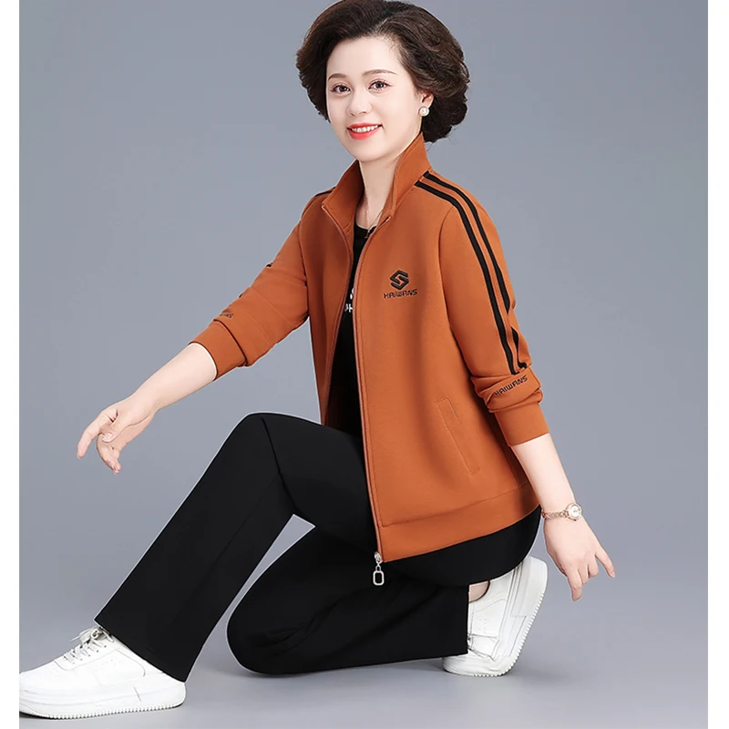 Повседневный спортивный костюм для утренних тренировок для женщин среднего возраста, весна-осень, большие размеры, комплект из двух предметов, осенняя верхняя одежда для мам
Повседневный спортивный костюм для утренних тренировок для женщин среднего возраста, весна-осень, большие размеры, комплект из двух предметов, осенняя верхняя одежда для мам