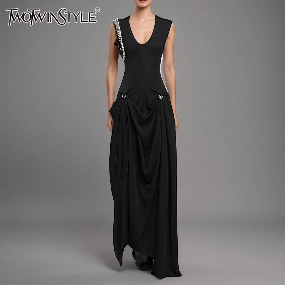 TWOTWINSTYLE Solid Spliced Metal Buckle Minimalist Dresses for Women Round Neck Sleeveless Patchwork Folds Fashion Dress Female
TWOTWINSTYLE Solid Spliced Metal Buckle Minimalist Dresses for Women Round Neck Sleeveless Patchwork Folds Fashion Dress Female