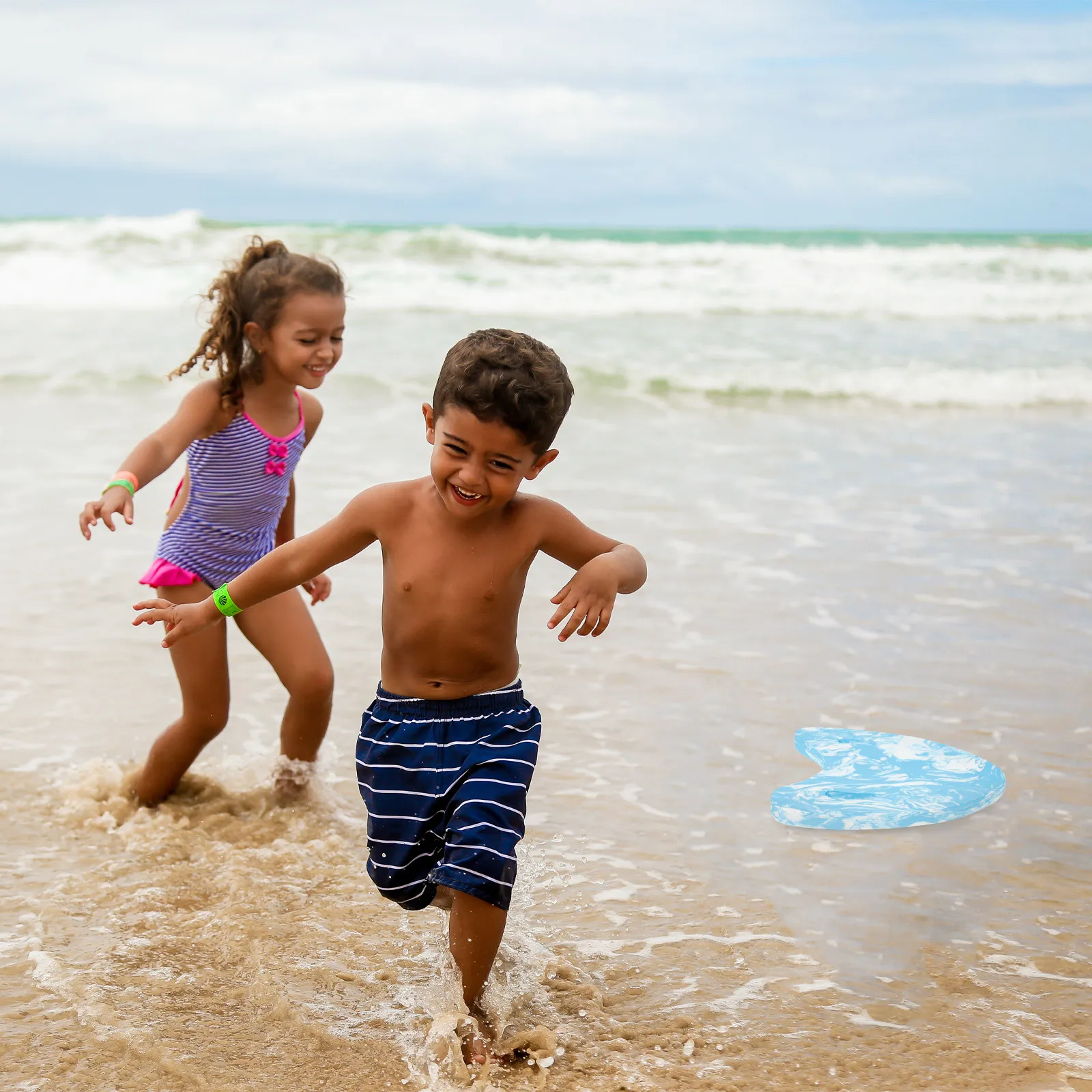 Набор из 2 плавающих досок для плавания (2 шт.) для детей и взрослых: Премиум-доски из ЭВА для тренировок по плаванию, для повышения уверенности в себе, для использования в бассейне и на пляже
Набор из 2 плавающих досок для плавания (2 шт.) для детей и взрослых: Премиум-доски из ЭВА для тренировок по плаванию, для повышения уверенности в себе, для использования в бассейне и на пляже