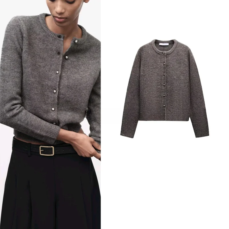 Autumn Winter New Arrival Women's British Style round Neck Long Sleeve Knitted Cardigan Coat Metal Button Decor Simple Casual...
Autumn Winter New Arrival Women's British Style round Neck Long Sleeve Knitted Cardigan Coat Metal Button Decor Simple Casual...