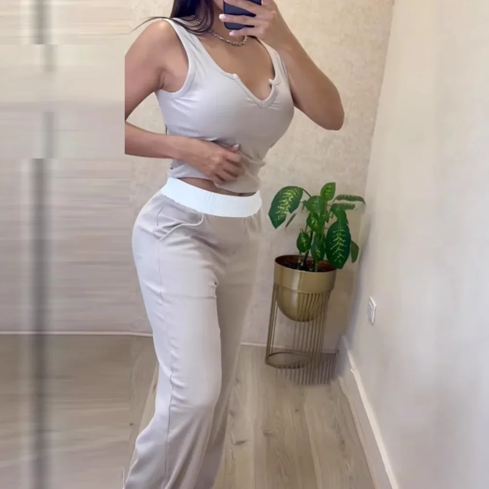 Топ без рукавов с вырезом, эластичный женский летний комплект из двух предметов, прямые брюки с талией, комплекты для отдыха, спортивный костюм
Топ без рукавов с вырезом, эластичный женский летний комплект из двух предметов, прямые брюки с талией, комплекты для отдыха, спортивный костюм