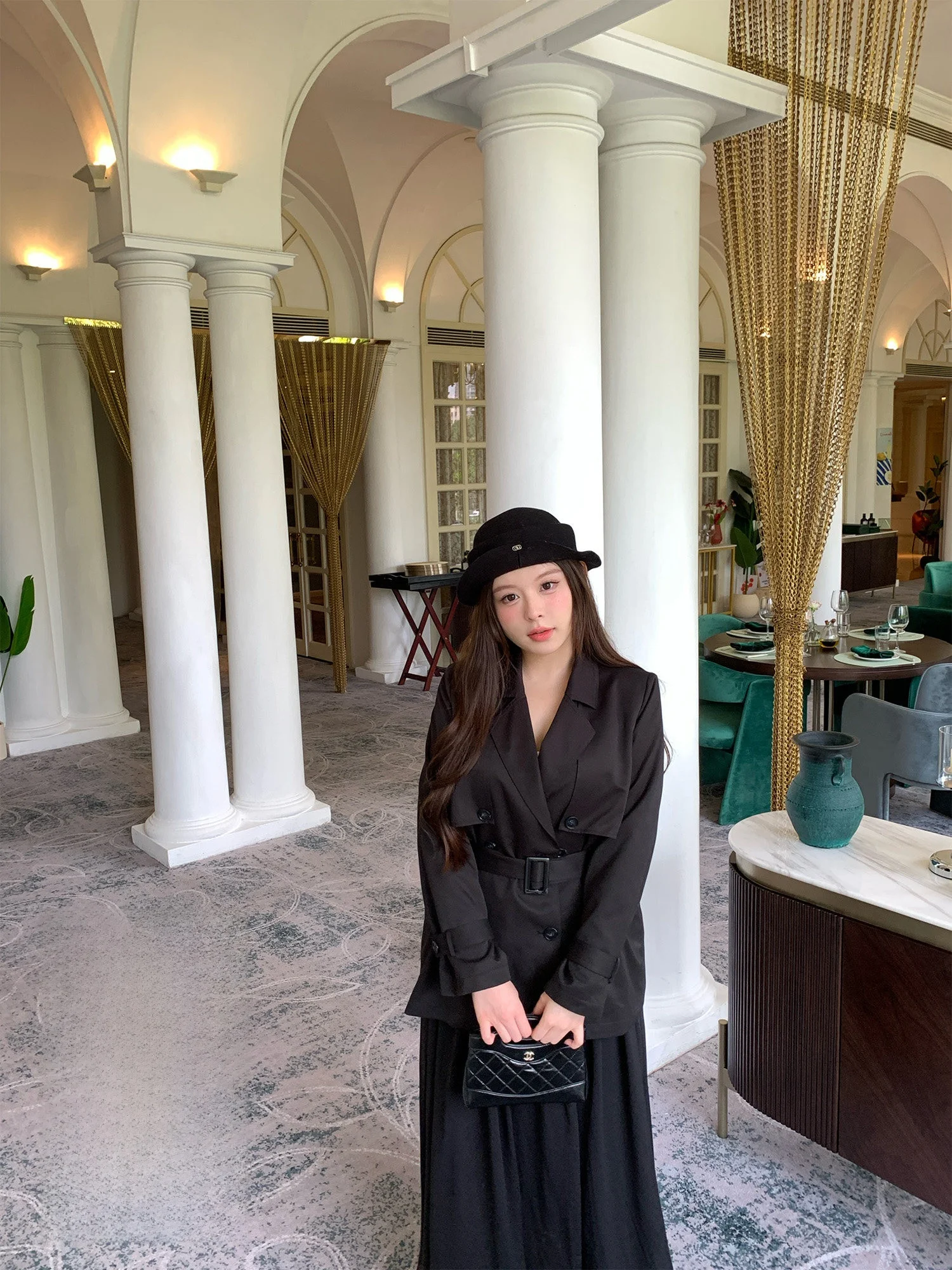 Женская корейская модная ветровка Bla Knight для ранней весны с длинными рукавами, стандартной длины, для повседневной носки
Женская корейская модная ветровка Bla Knight для ранней весны с длинными рукавами, стандартной длины, для повседневной носки