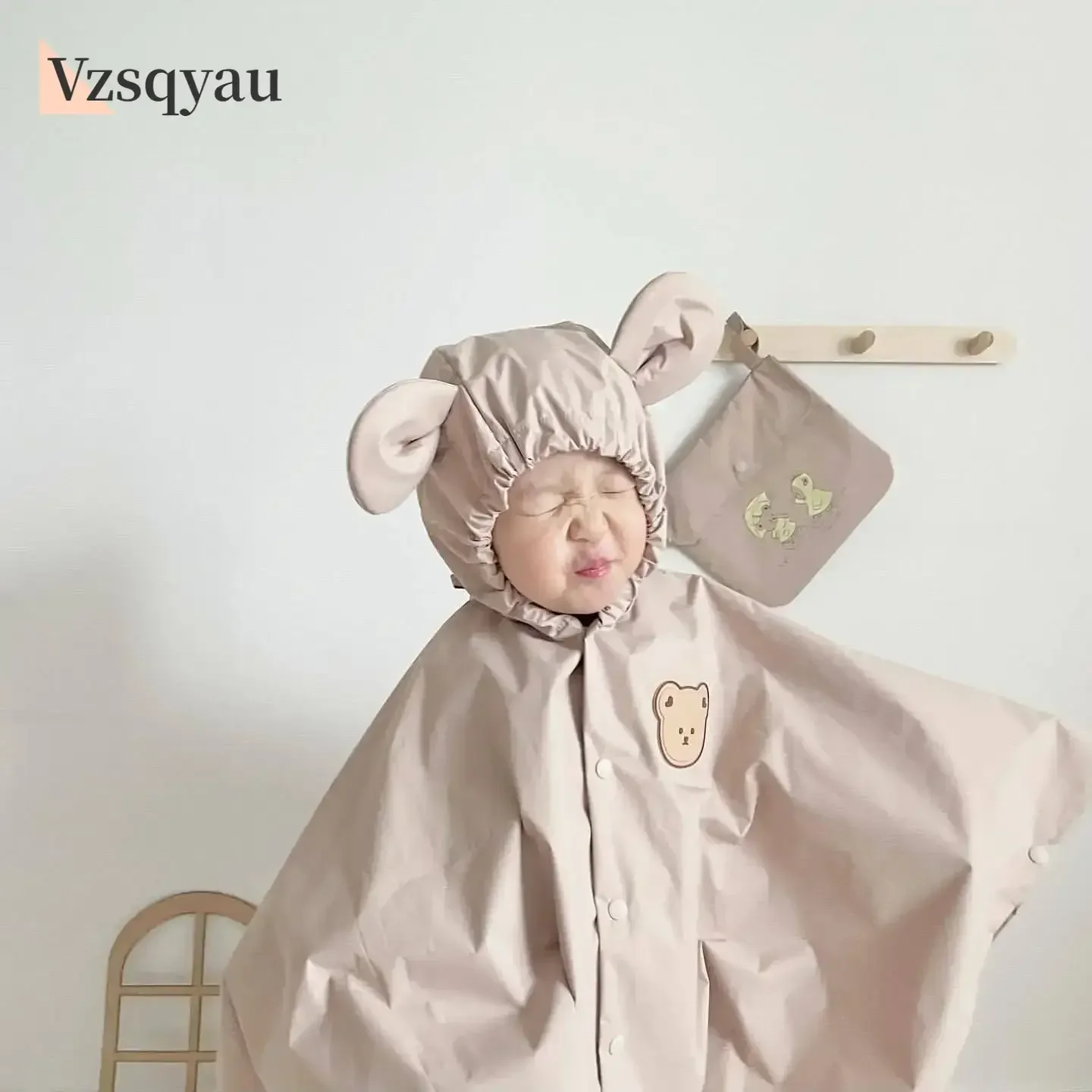 Kids Raincoat Wateproof Children Rain Poncho Coat Jacket with Backpack Position Student RainWear Suit Baby Coats for 1-6Y Bebe
Kids Raincoat Wateproof Children Rain Poncho Coat Jacket with Backpack Position Student RainWear Suit Baby Coats for 1-6Y Bebe