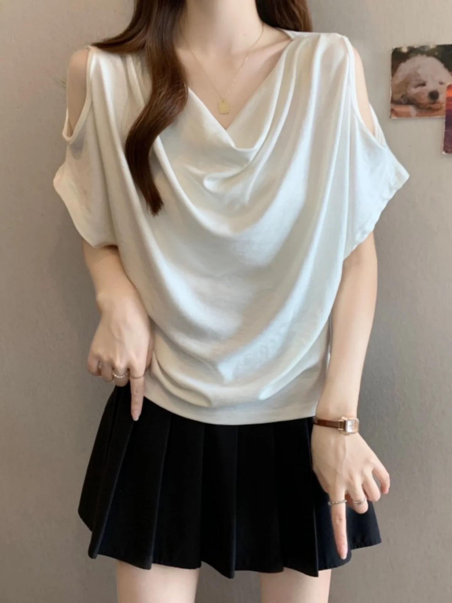 Slimming Design Short Sleeve T-Shirt Women's Summer 2026 Large Size Beautiful Base Layer Shoulder Bared Top Korean Style Commute
Slimming Design Short Sleeve T-Shirt Women's Summer 2026 Large Size Beautiful Base Layer Shoulder Bared Top Korean Style Commute