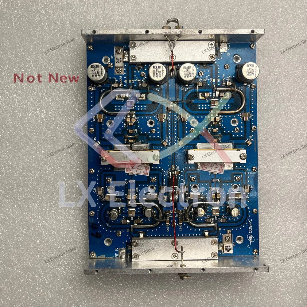 800W 36-50V 470-860MHZ Dual-Tube MRF6VP3450H Output RF Power Amplifier Board Input 5-25W 1pcs/Lot
800W 36-50V 470-860MHZ Dual-Tube MRF6VP3450H Output RF Power Amplifier Board Input 5-25W 1pcs/Lot