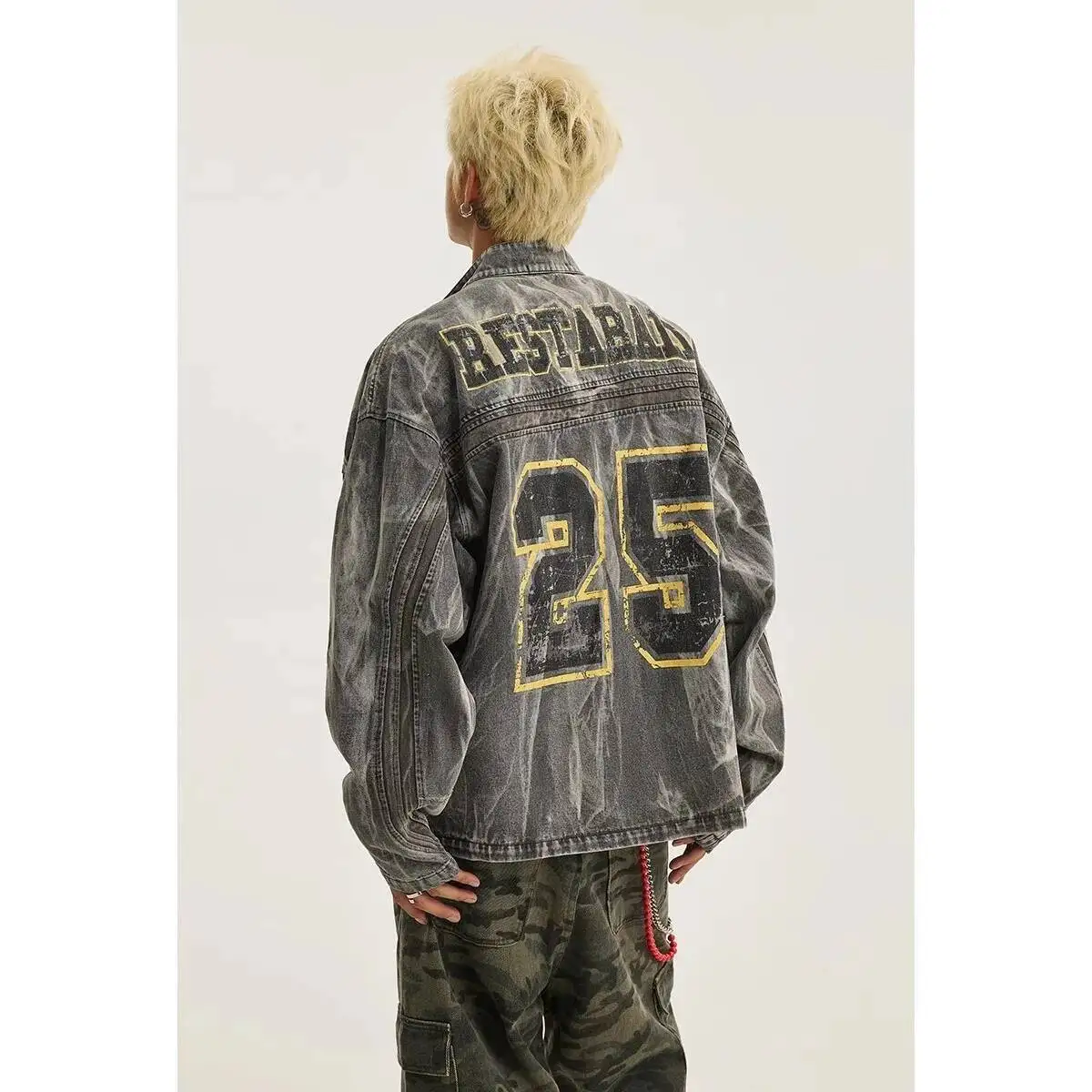 Man Denim Jacket Retro High Street Distressed Graffiti Print Denim Jacket Men's Spring Autumn New Loose Biker
Man Denim Jacket Retro High Street Distressed Graffiti Print Denim Jacket Men's Spring Autumn New Loose Biker