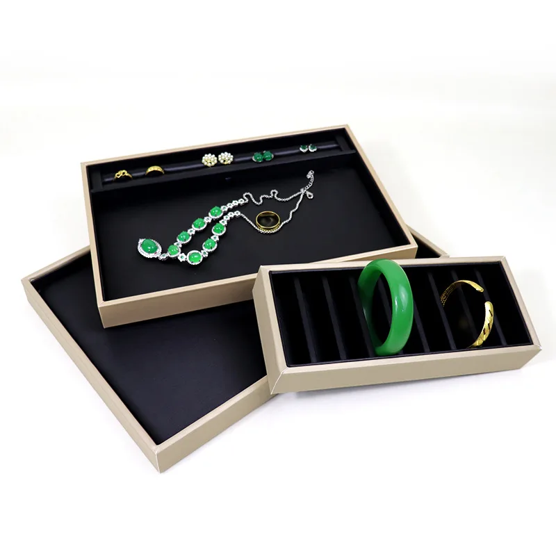 Black Brushed PU Leather Jewelry Display Tray Ring Necklace Bracelet Storage Tray Jewelry Display Plate Spot Wholesale
Black Brushed PU Leather Jewelry Display Tray Ring Necklace Bracelet Storage Tray Jewelry Display Plate Spot Wholesale