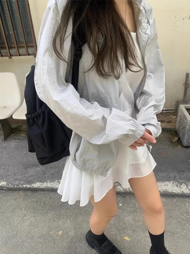 Женская весенняя новинка с капюшоном на молнии подол, защита от солнца Jaet Tann *at2025, повседневная свободная посадка, длинная све, хлопок irt
Женская весенняя новинка с капюшоном на молнии подол, защита от солнца Jaet Tann *at2025, повседневная свободная посадка, длинная све, хлопок irt