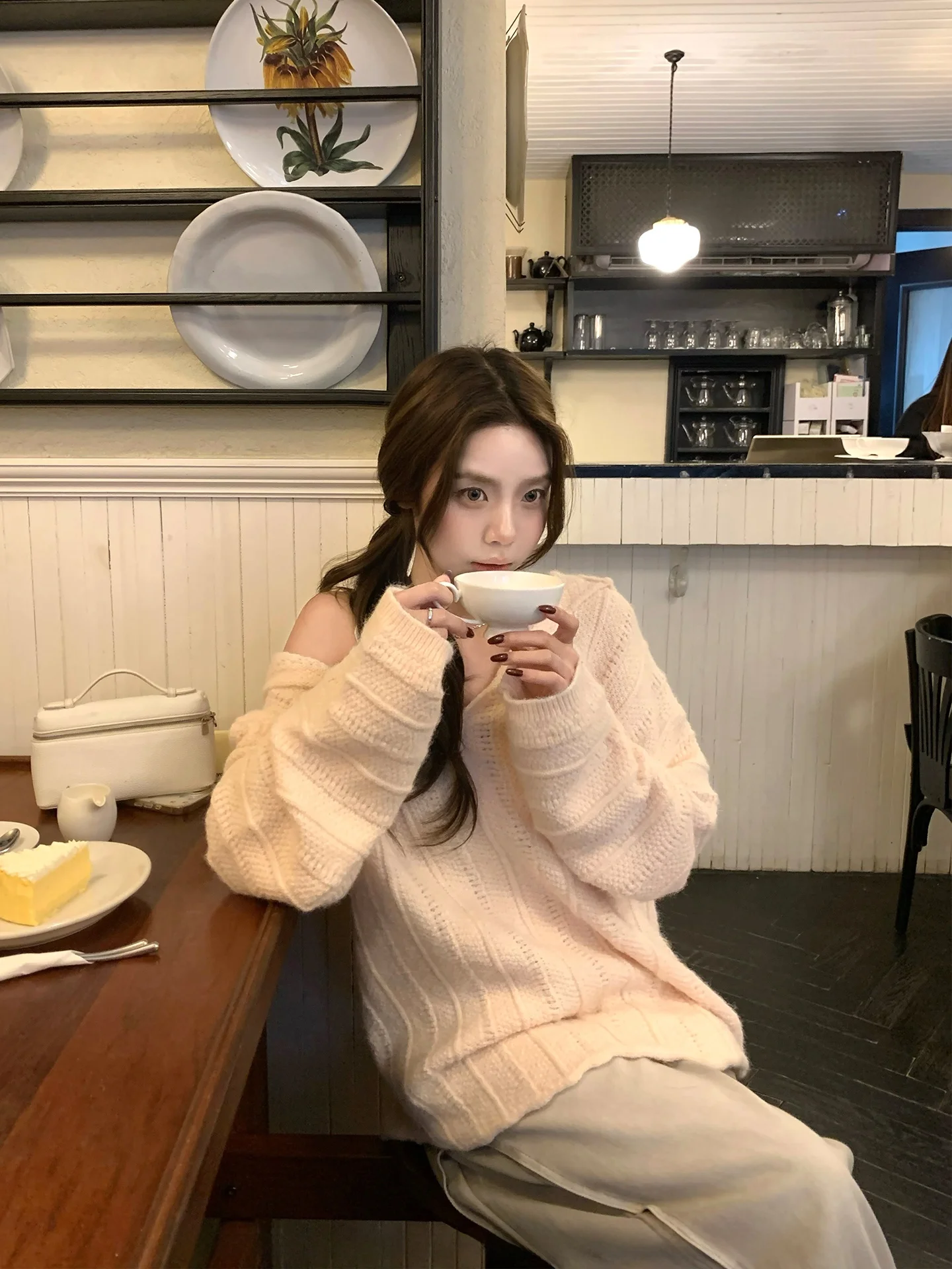 Fufu Loose V-Neck Hoodie Soft Cardigan Winter Relaxing Mood Mousse Pink Korean Style Women's Casual Long Sleeve Sweater
Fufu Loose V-Neck Hoodie Soft Cardigan Winter Relaxing Mood Mousse Pink Korean Style Women's Casual Long Sleeve Sweater
