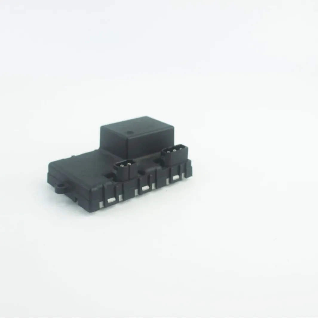 Automotive Parts, Air Conditioning Blower, Resistor Fan Regulator 67636988452
Automotive Parts, Air Conditioning Blower, Resistor Fan Regulator 67636988452