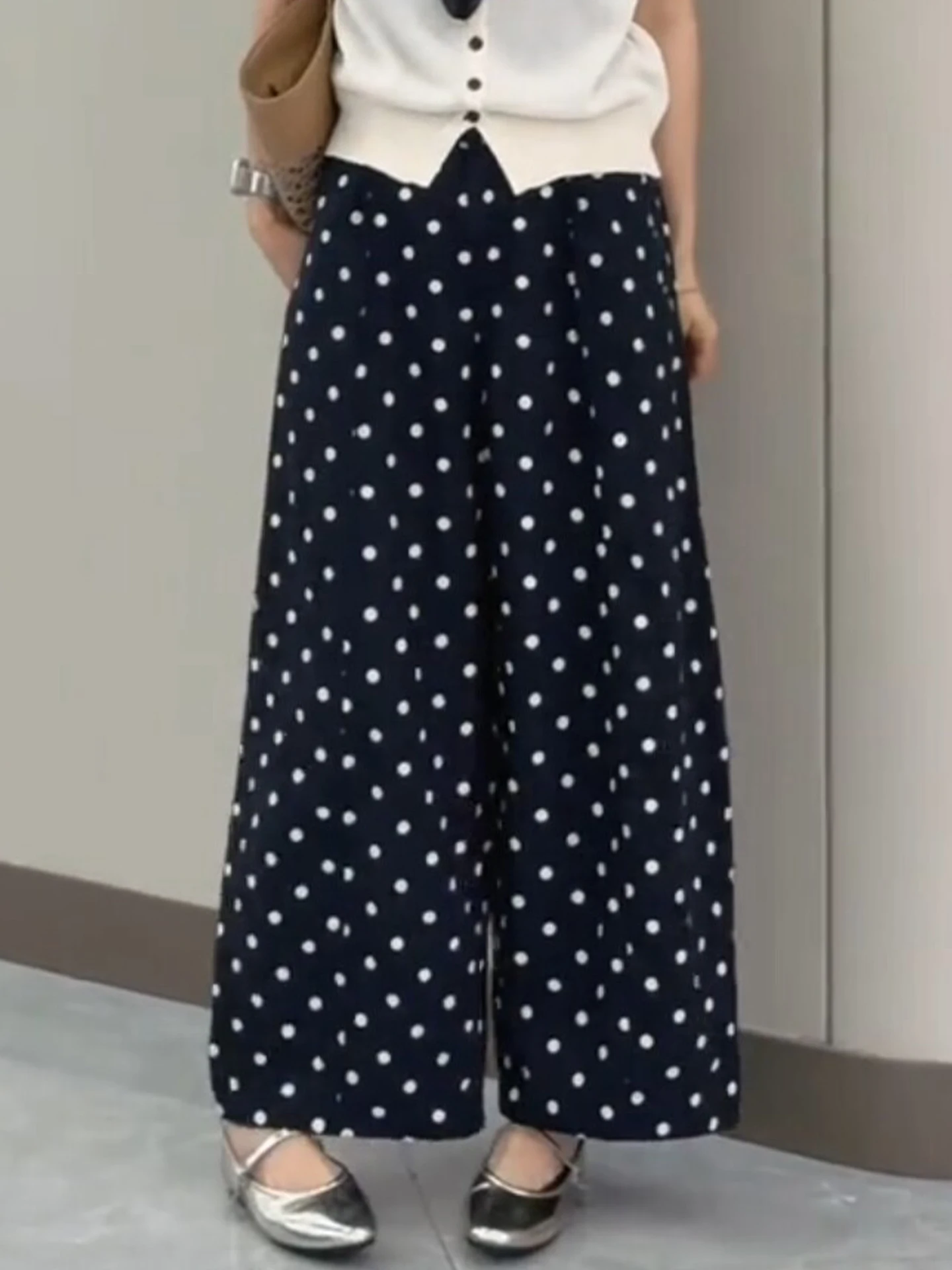 High Waist Casual Summer Thin Linen Women's Knife Pants Wide Leg Polka Dot Drapey Crop Trousers Comfortable Breathable Loose Fit
High Waist Casual Summer Thin Linen Women's Knife Pants Wide Leg Polka Dot Drapey Crop Trousers Comfortable Breathable Loose Fit
