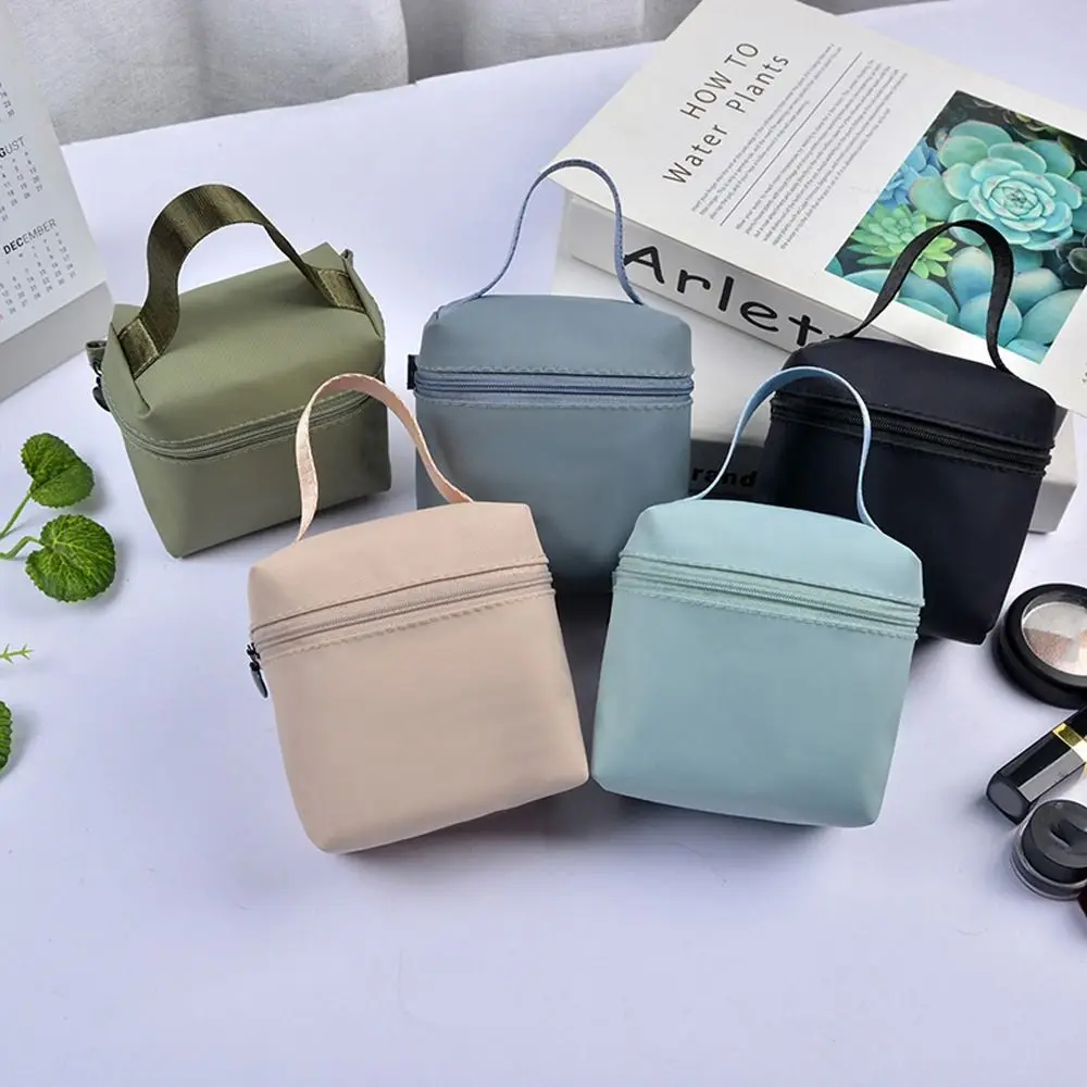 Handbag Lipstick Organizer Waterproof Large Capacity Women Cosmetic Bag Zipper Makeup Bag Toiletry Bag Korean Storage Bag
Handbag Lipstick Organizer Waterproof Large Capacity Women Cosmetic Bag Zipper Makeup Bag Toiletry Bag Korean Storage Bag