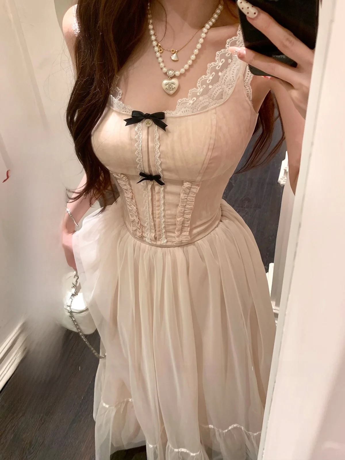 years Love Venus Pink Fibone Lace Patchwork Slim Fit Velvet Vest Faionable Women's Vest 2024 Autumn Season Other Mater...
years Love Venus Pink Fibone Lace Patchwork Slim Fit Velvet Vest Faionable Women's Vest 2024 Autumn Season Other Mater...