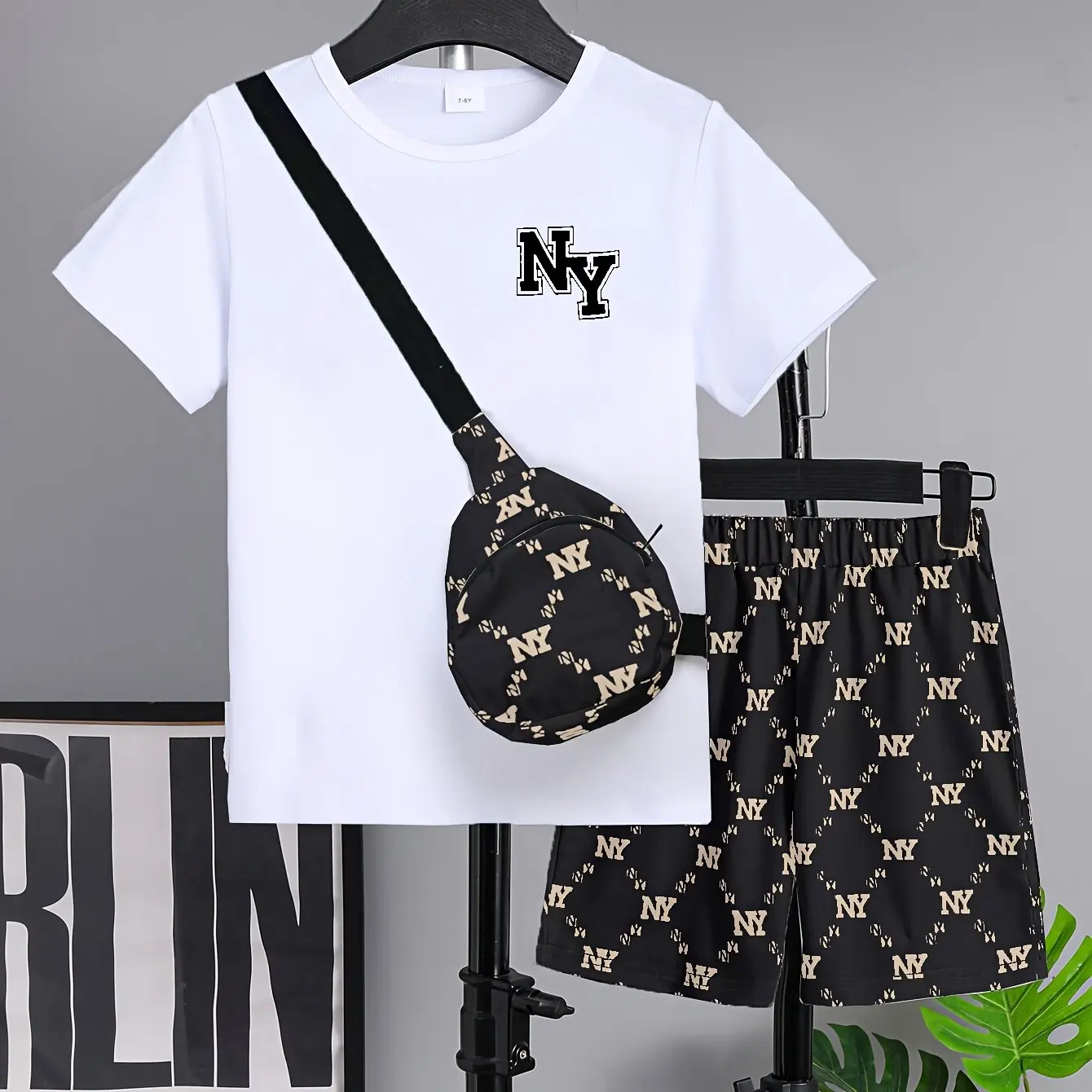 Летний мужской комплект 2026: футболка оверсайз в стиле Y2K, быстросохнущие шорты для тренировок и фитнеса, удобный и дышащий трикотаж
Летний мужской комплект 2026: футболка оверсайз в стиле Y2K, быстросохнущие шорты для тренировок и фитнеса, удобный и дышащий трикотаж