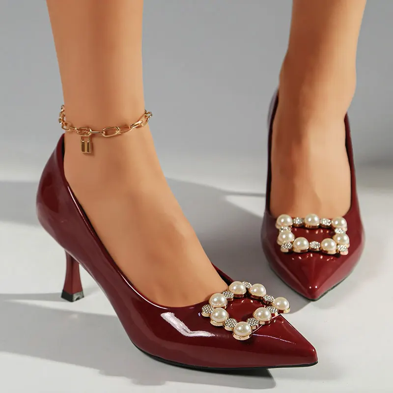 New Single Shoes Women's French Pointed Toe Shallow Mouth Not Tired Feet High-heeled Wedding Shoes
New Single Shoes Women's French Pointed Toe Shallow Mouth Not Tired Feet High-heeled Wedding Shoes