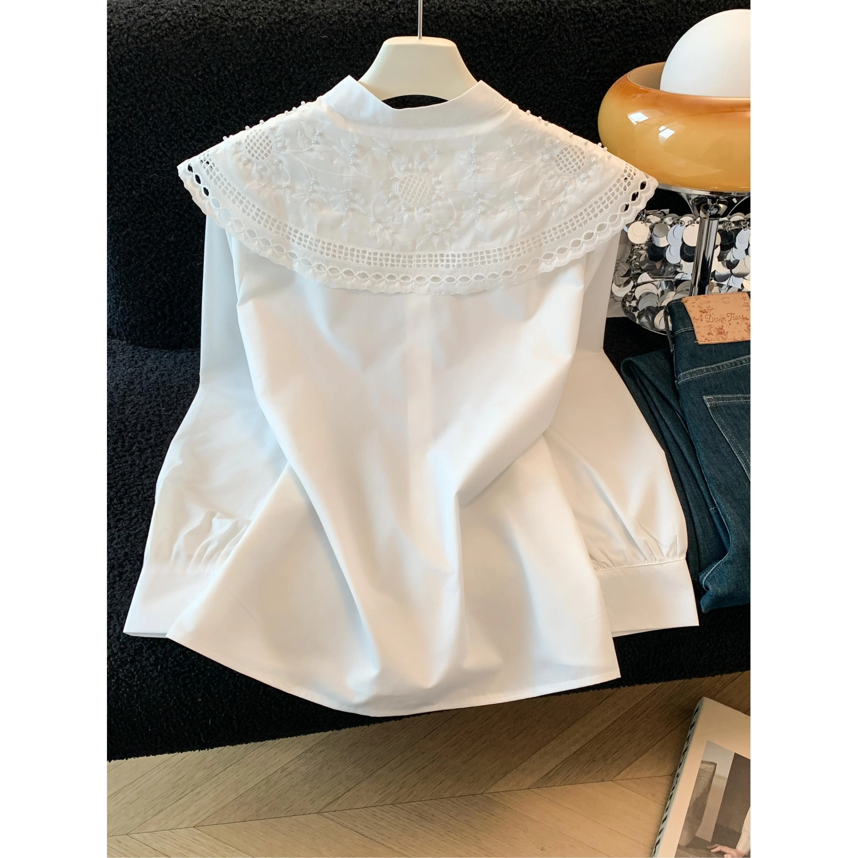 White Anti-Aging Doll Collar Embroidered Floral Long Sleeve Casual Shirt Women Summer Lazy Style Slimming Versatile Top
White Anti-Aging Doll Collar Embroidered Floral Long Sleeve Casual Shirt Women Summer Lazy Style Slimming Versatile Top