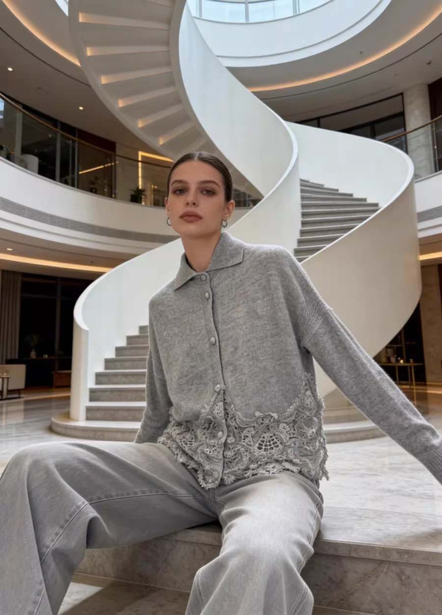 High Quality Winter Cashmere Sweaters Fashion Women's Knitted Cardigan Elegant Ladies Hollow Out Jacket
High Quality Winter Cashmere Sweaters Fashion Women's Knitted Cardigan Elegant Ladies Hollow Out Jacket