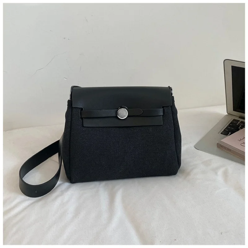 Box Bag, Simple, Commuter Lunch Box Bag, Handbag, Crossbody Bag, Women's Small Bag, Stylish Handbag
Box Bag, Simple, Commuter Lunch Box Bag, Handbag, Crossbody Bag, Women's Small Bag, Stylish Handbag