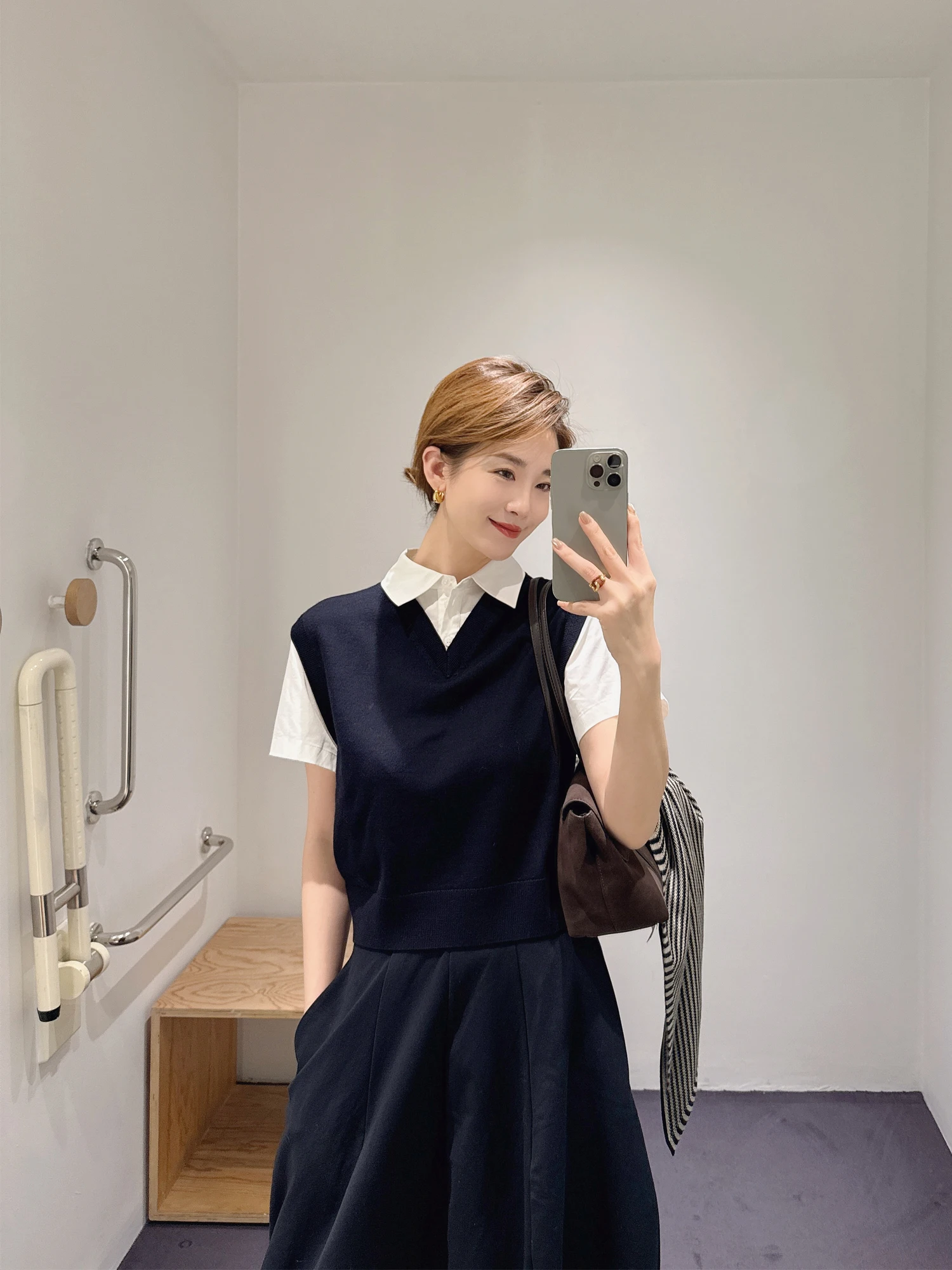 Весна 2026: Женский шерстяной жилет-обманка (имитация двойки) – Дизайнерская новинка в стиле Old Money, дышащий, влагоотводящий
Весна 2026: Женский шерстяной жилет-обманка (имитация двойки) – Дизайнерская новинка в стиле Old Money, дышащий, влагоотводящий