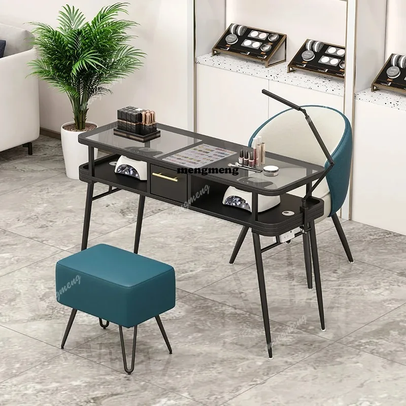 Modern Nordic glass desktop manicure table and chair set luxury simple nail salon special table salon furniture
Modern Nordic glass desktop manicure table and chair set luxury simple nail salon special table salon furniture