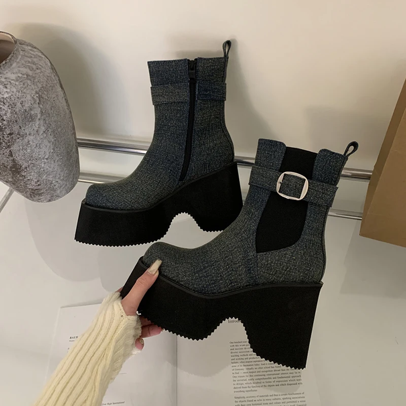 Punk Platform Thick Heels Women Boots Western Cowboy Boots Black Genuine Leather Shoes For Women Short Tube Ankle Boots Side Zip
Punk Platform Thick Heels Women Boots Western Cowboy Boots Black Genuine Leather Shoes For Women Short Tube Ankle Boots Side Zip